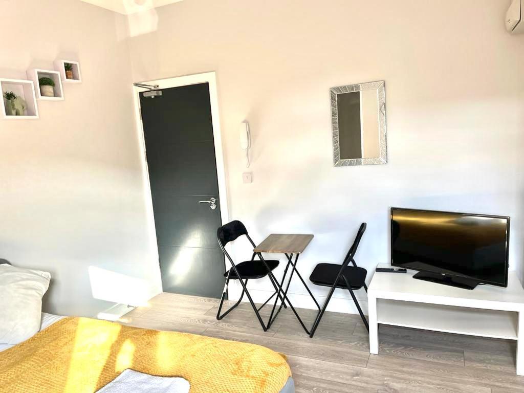 Southall Suites By Gh Stays Buitenkant foto